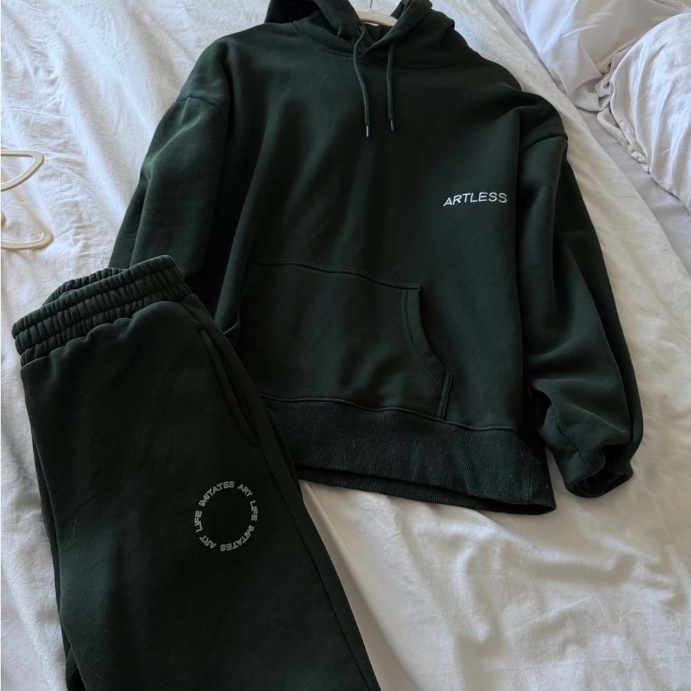 Artless Forever Dark Green Hoodie & Sweatpants Set
